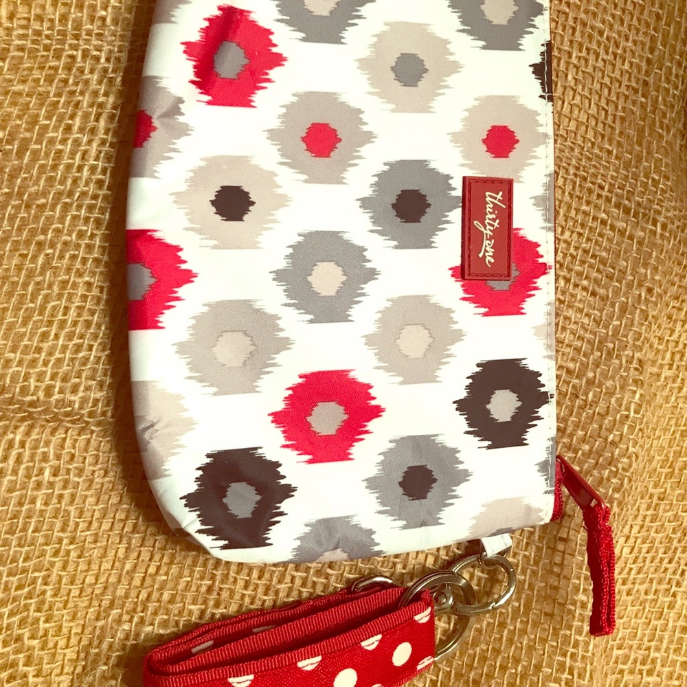 New!! Thirty-one gifts make-up bag and keychain